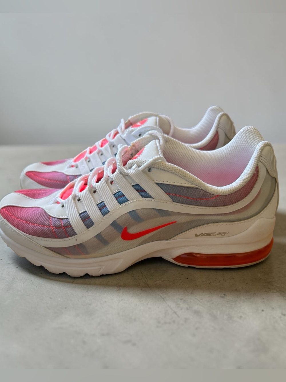 Nike Air Max VG-R Running Shoes White Pink Neon Coral Women’s Sneakers Size 11